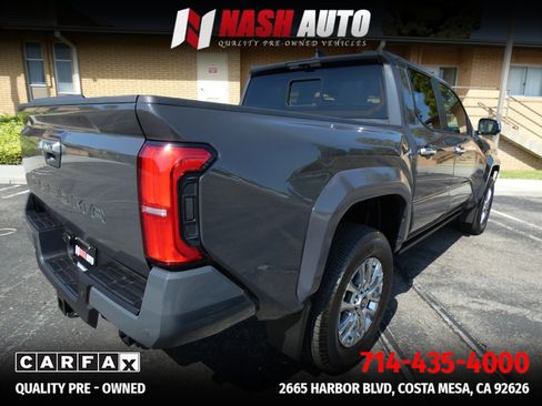 Used 2025 Toyota Tacoma Limited AWD/4WD image 12