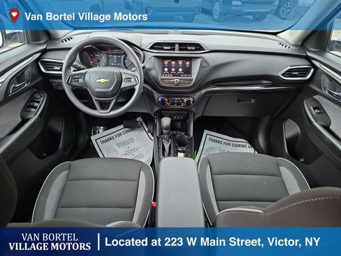 Used 2022 Chevrolet TrailBlazer LT w/ Driver Confidence Package image 25