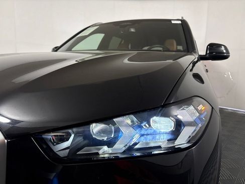 Certified 2024 BMW X5 sDrive40i w/ Premium Package RWD image 9
