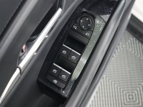 New 2025 MAZDA CX-30 AWD 2.5 S w/ Preferred Package image 34