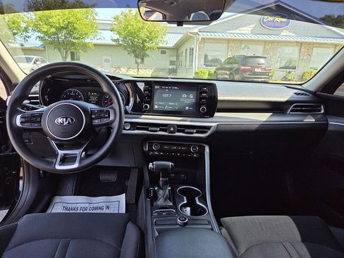 Used 2021 Kia K5 LXS image 12