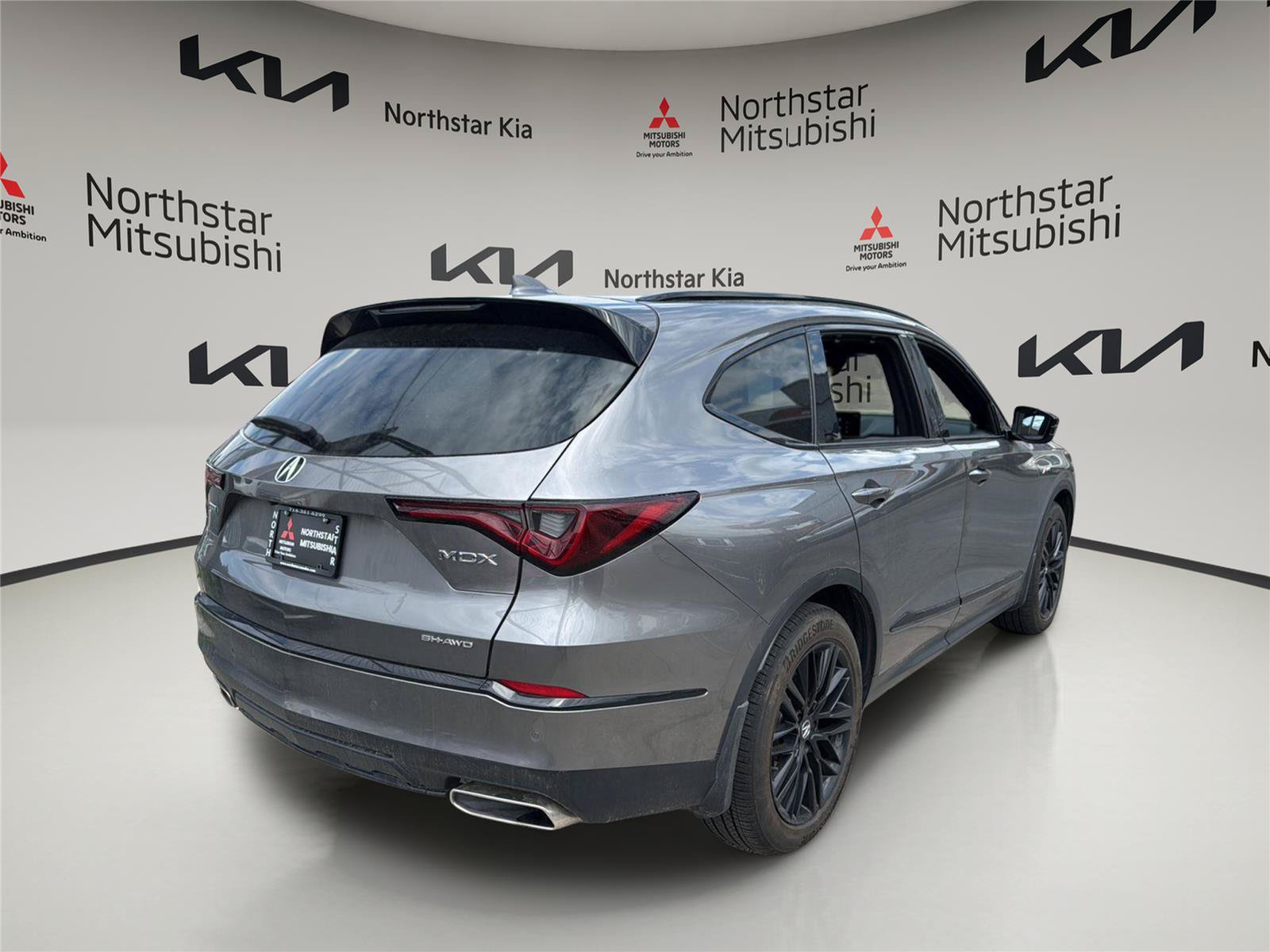 Used 2025 Acura MDX A-Spec w/ Advance Package AWD/4WD image 5