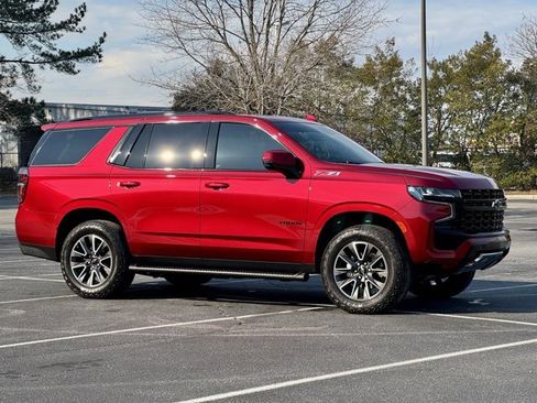 Used 2024 Chevrolet Tahoe Z71 w/ Luxury Package image 10