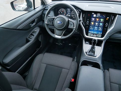 Certified 2025 Subaru Outback Premium image 9