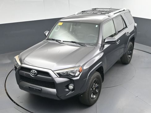 Used 2016 Toyota 4Runner SR5 image 22