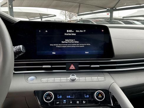 Used 2023 Hyundai Elantra SEL w/ Convenience Package FWD image 30
