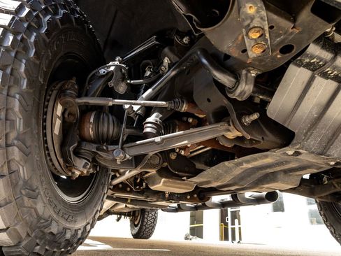 Used 2022 Chevrolet Silverado 2500 LTZ w/ LTZ Plus Package image 14