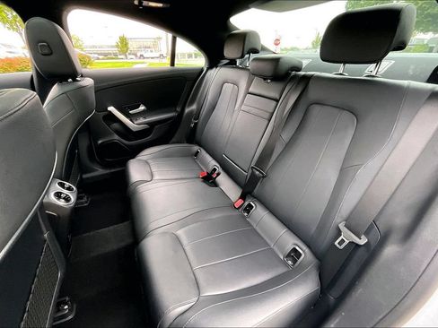 Used 2025 Mercedes-Benz CLA 250 image 32