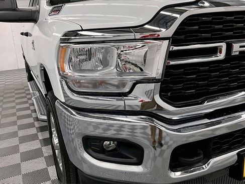 Used 2024 RAM 2500 Big Horn image 32