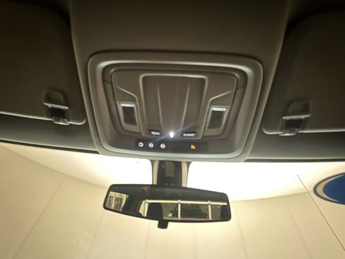 Used 2021 Chevrolet Silverado 1500 LT image 15