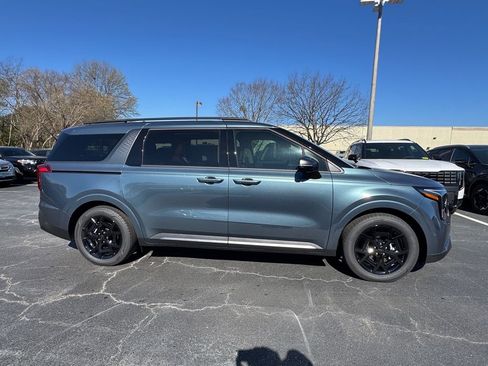 New 2026 Kia Carnival SX image 2