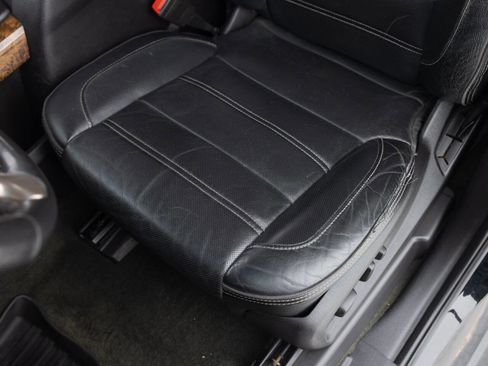 Used 2015 GMC Yukon Denali w/ Touring Package image 25