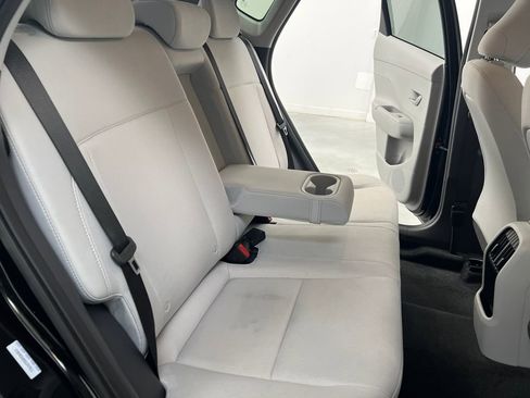 Used 2025 Hyundai Kona SEL FWD image 17