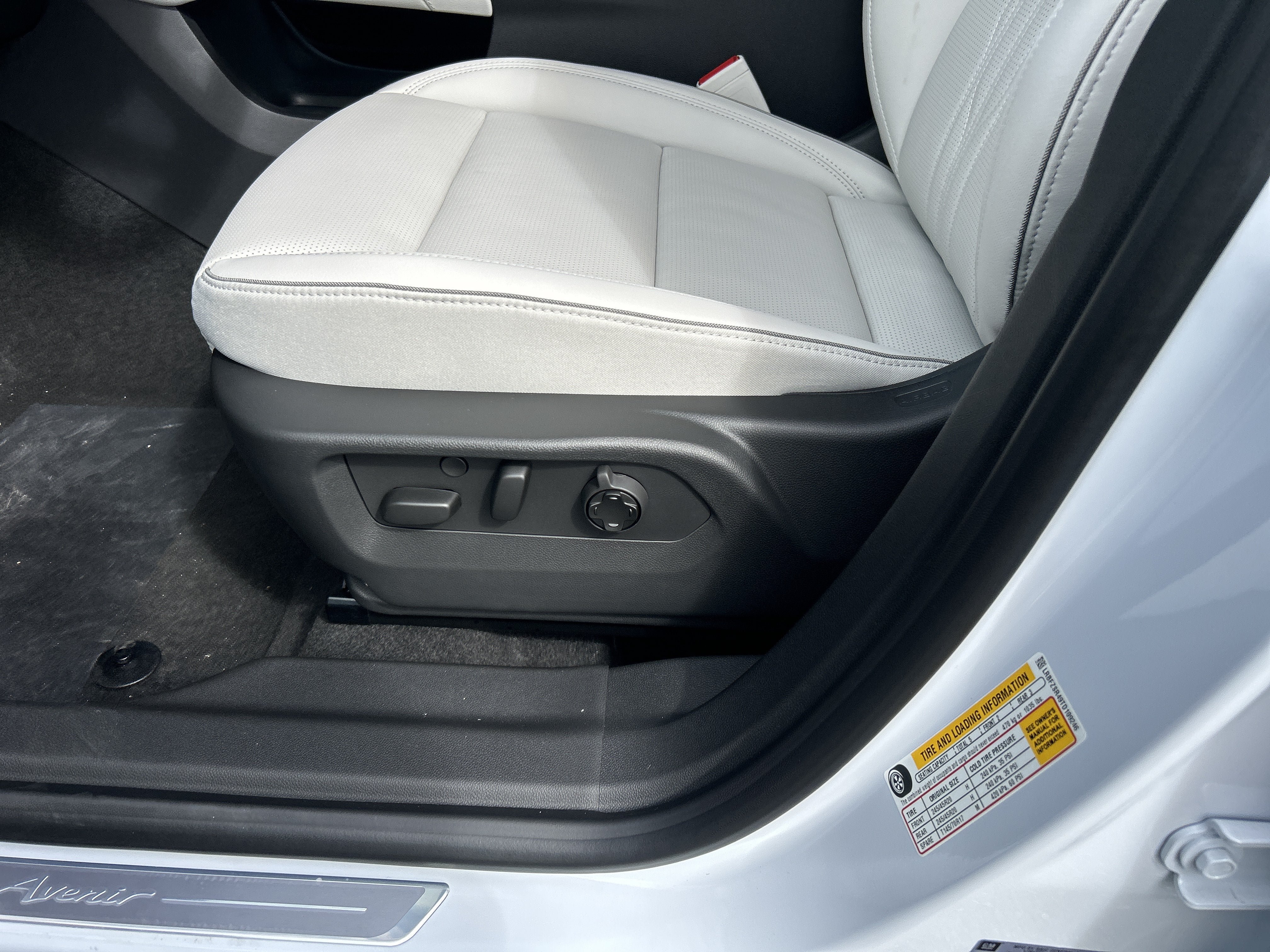 New 2026 Buick Envision Avenir AWD/4WD image 19