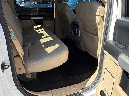 Used 2016 Ford F150 Lariat image 19