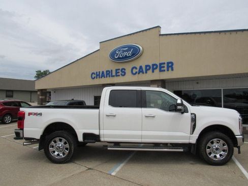 Used 2025 Ford F250 Lariat w/ Chrome Package AWD/4WD image 4