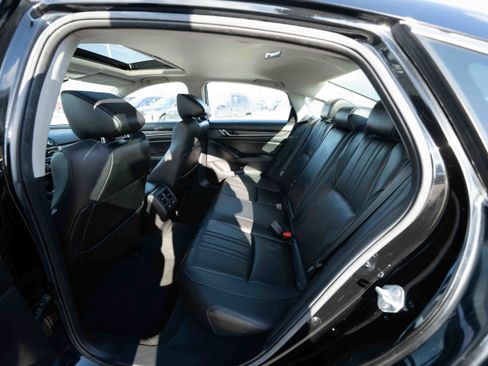 Used 2021 Honda Accord Touring image 23