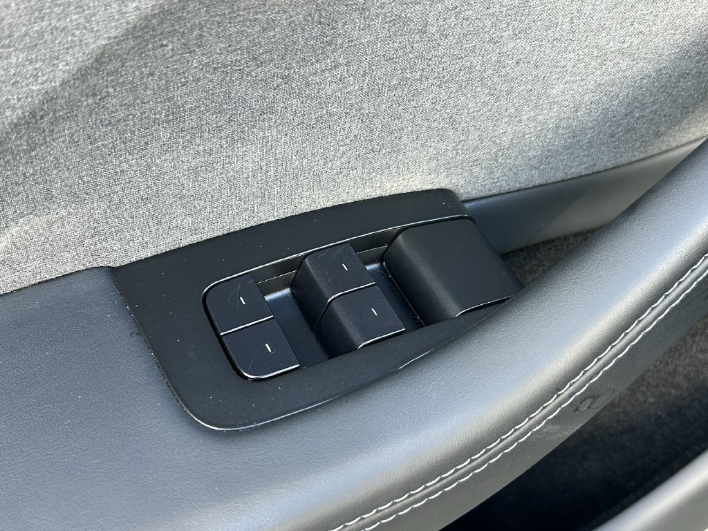 Used 2025 Tesla Model 3 Long Range RWD image 22