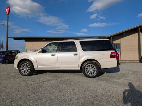 Used 2017 Ford Expedition EL Limited w/ Equipment Group 301A image 11