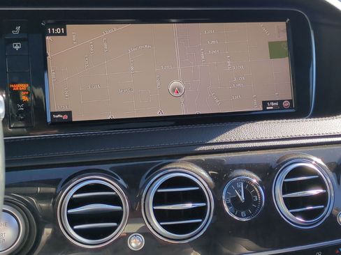 Used 2015 Mercedes-Benz S 550 4MATIC Sedan image 28