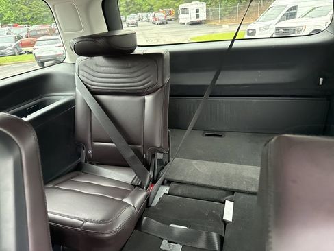 Used 2025 Ford Expedition Platinum w/ Platinum Ultimate Package AWD/4WD image 22