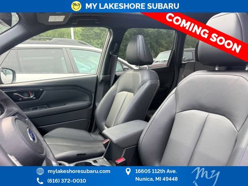 Used 2025 Subaru Forester Limited AWD/4WD image 9