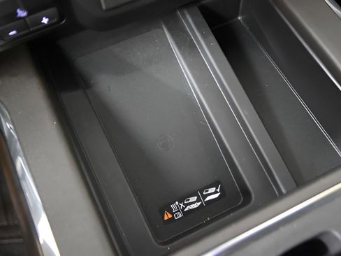 Used 2020 GMC Sierra 1500 SLT image 35