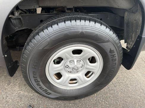 Used 2022 Nissan Frontier S w/ Technology Package image 14