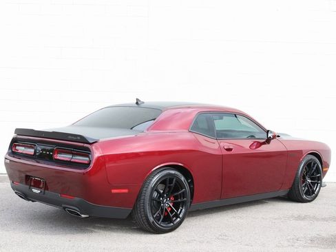 Used 2021 Dodge Challenger R/T Scat Pack w/ T/A Package image 2