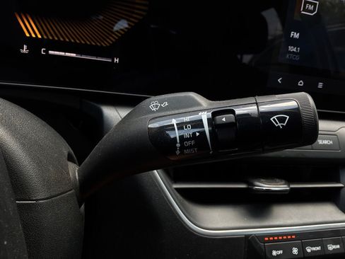 Used 2025 Kia K4 FWD image 37