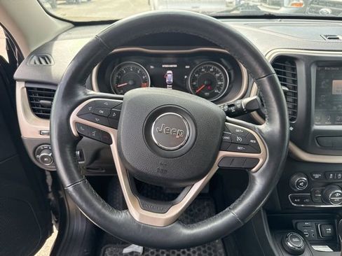 Used 2015 Jeep Cherokee Limited w/ Trailer Tow Group image 17