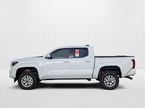 New 2025 Toyota Tacoma SR5 image 5
