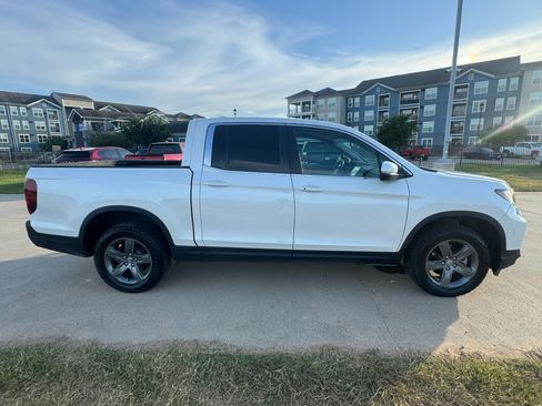 Certified 2023 Honda Ridgeline RTL image 9