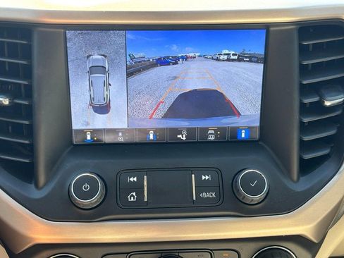 Used 2023 GMC Acadia Denali w/ Denali Ultimate Package image 24