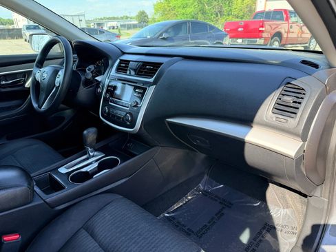 Used 2017 Nissan Altima 2.5 S w/ Power Driver Seat Package image 19