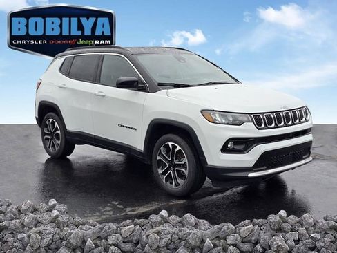 Used 2024 Jeep Compass Limited image 2