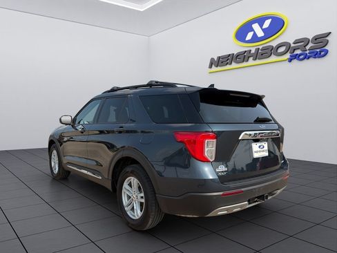 Used 2024 Ford Explorer XLT w/ Equipment Group 202A AWD/4WD image 4