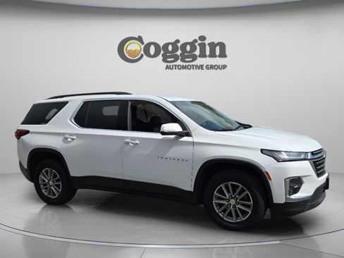 Used 2023 Chevrolet Traverse LT FWD image 7