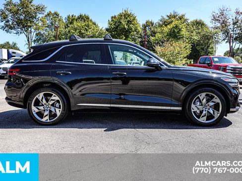 Used 2024 Genesis Electrified GV70 Advanced image 9