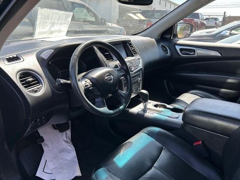 Used 2018 Nissan Pathfinder SL FWD image 36