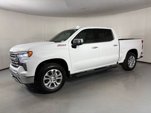 Used 2026 Chevrolet Silverado 1500 LTZ w/ Z71 Off-Road Package AWD/4WD image 5