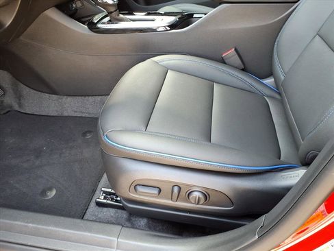 New 2026 Buick Envista Sport Touring image 9