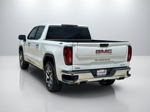 Used 2022 GMC Sierra 1500 SLT AWD/4WD image 7