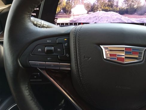 Used 2023 Cadillac Escalade Sport Platinum w/ LPO, ONYX Package image 22