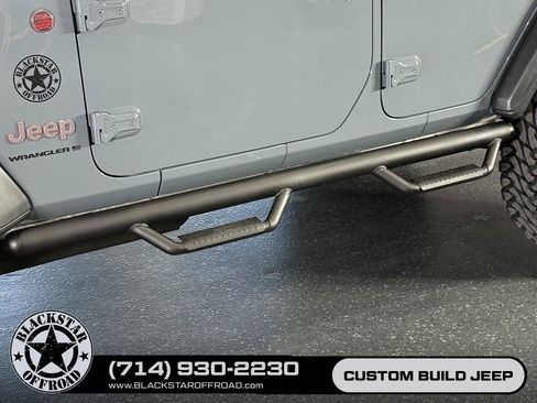 Used 2026 Jeep Wrangler Unlimited Rubicon AWD/4WD image 9