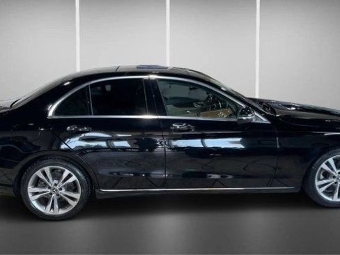 Used 2018 Mercedes-Benz C 300 Sedan image 6
