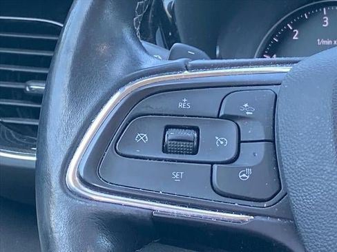 Used 2021 Buick Envision Essence w/ Technology Package I AWD/4WD image 7