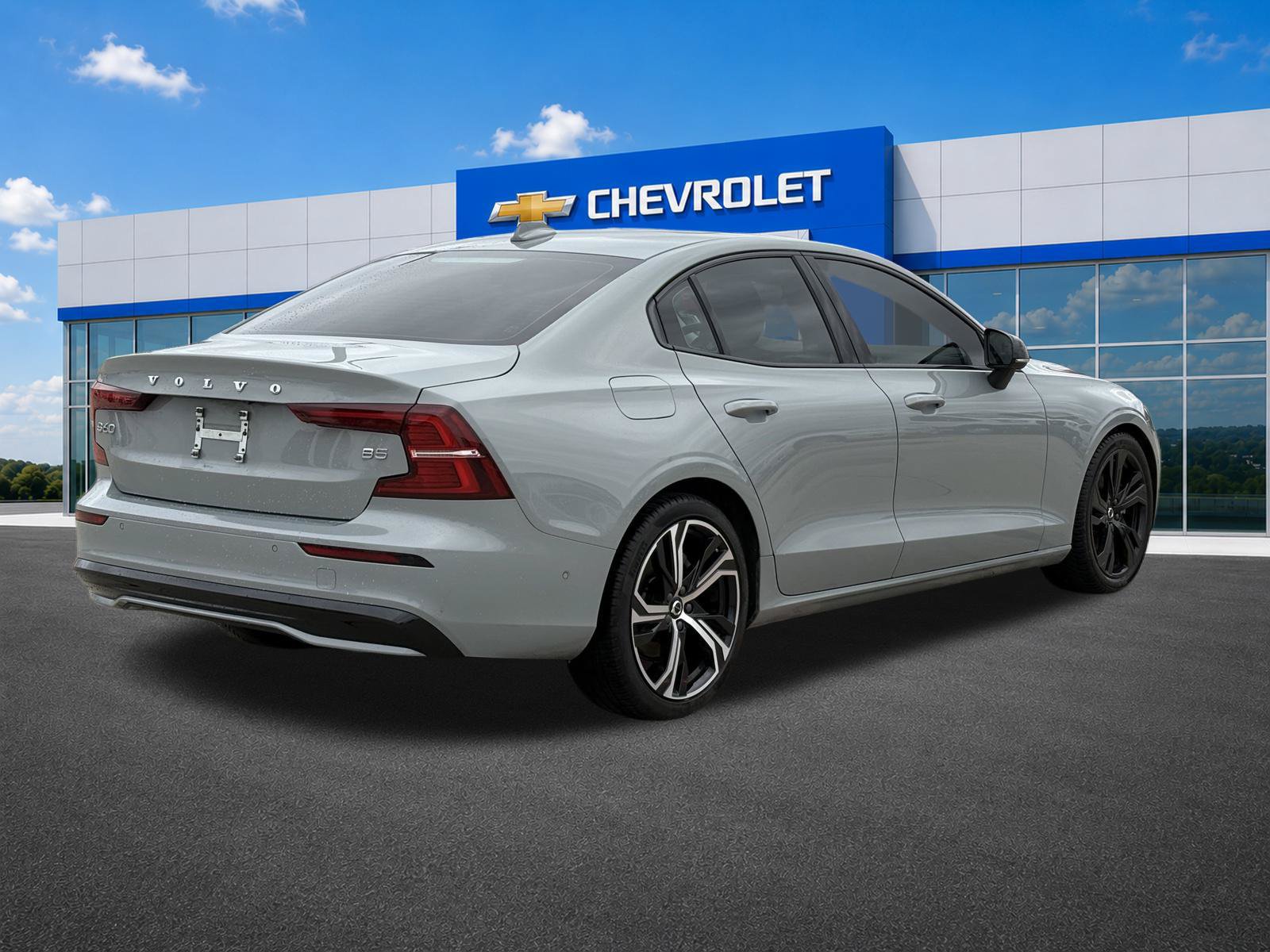 Used 2024 Volvo S60 B5 Plus FWD image 7