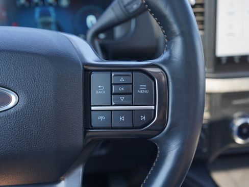 Used 2023 Ford F250 Platinum AWD/4WD image 24