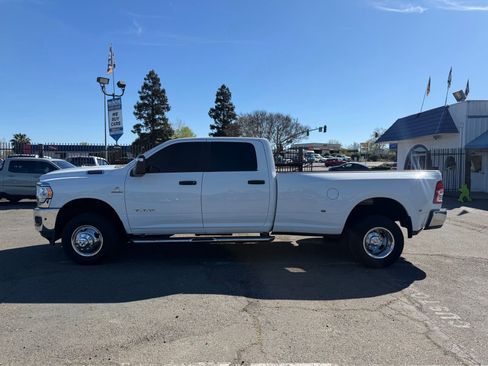 Used 2023 RAM 3500 Big Horn w/ Level 1 Equipment Group image 2